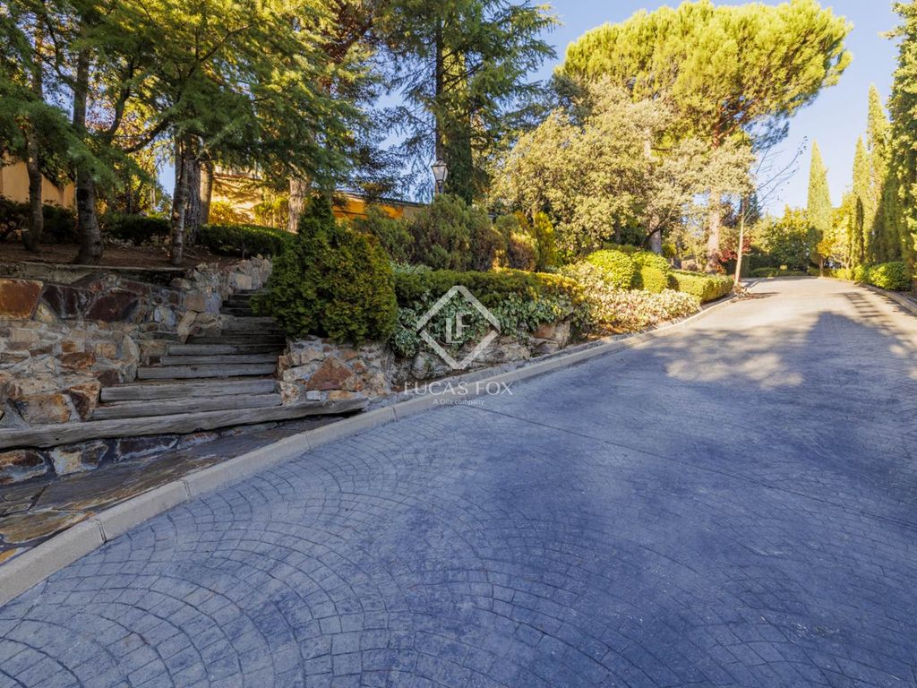 Luxury House for sale in Torrelodones, 1 690 000 €, Photo 7