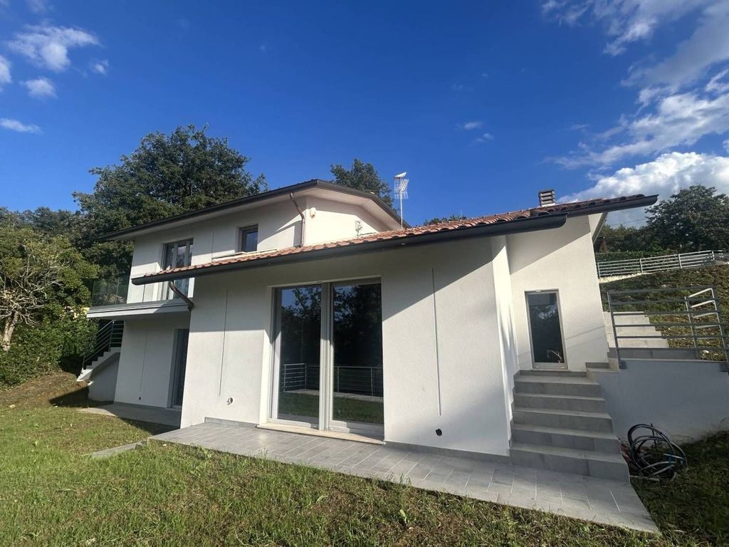 Maison de luxe à vendre à Magione, 525 000 €, Photo 2
