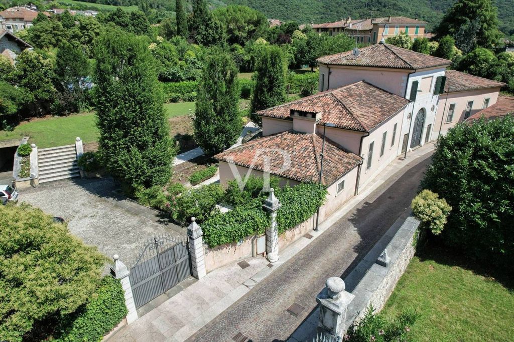 Maison de luxe à vendre à Cellatica, 2 790 000 €, Photo 5