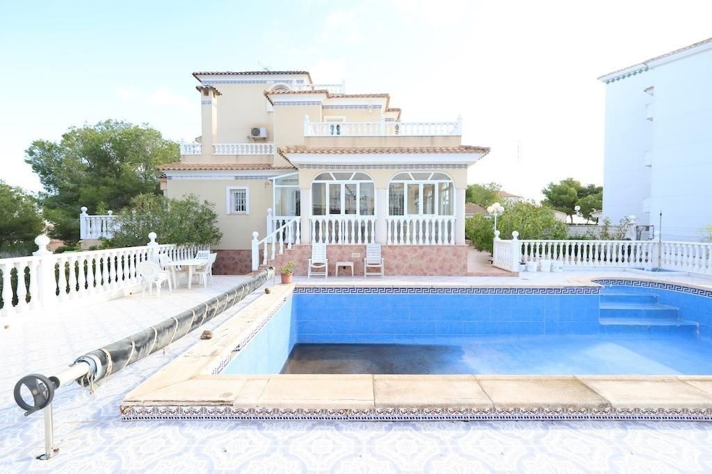 Maison de luxe à vendre à Playas de Orihuela, 830 000 €, Photo 1
