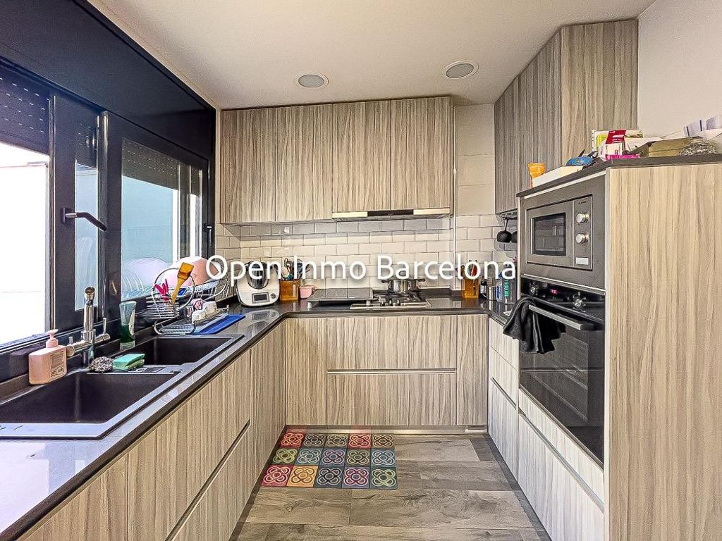 Maison de luxe à vendre à Vilanova I la Geltrú, 675 000 €, Photo 2