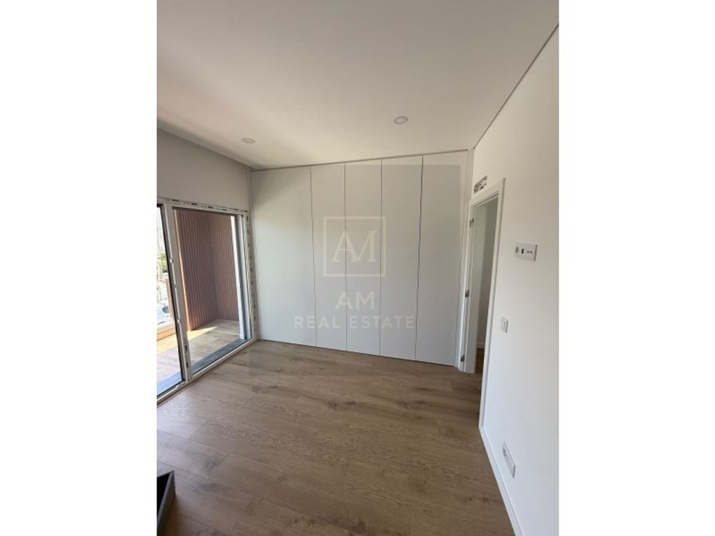 Maison de luxe à vendre à Seixal, 420 000 €, Photo 2