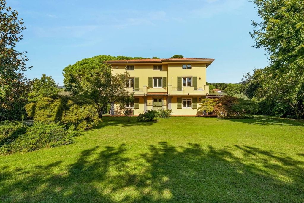 Maison de luxe à vendre à Massa, 2 400 000 €, Photo 1