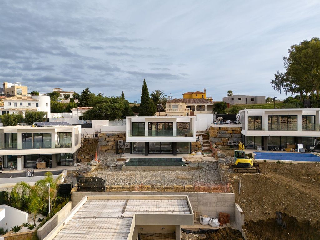 Luxury House for sale in Málaga, 1 295 000 €, Photo 4