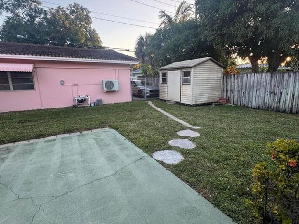 Luxury House for sale in Hollywood, 806 938 €, Photo 5