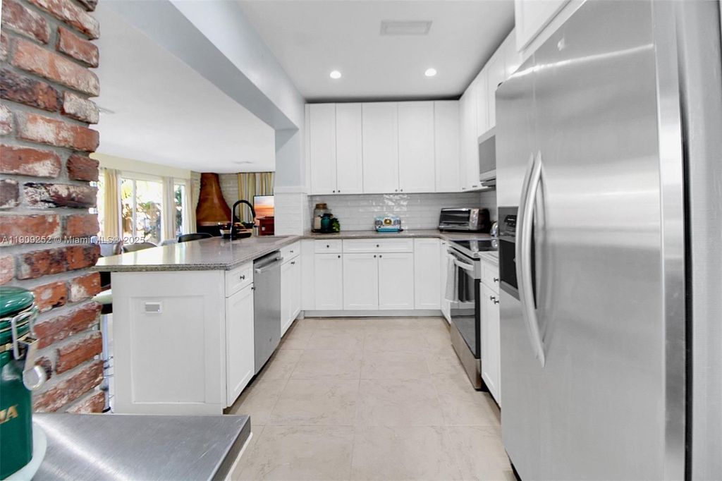 Luxury House for sale in Hollywood, 482 259 €, Photo 7