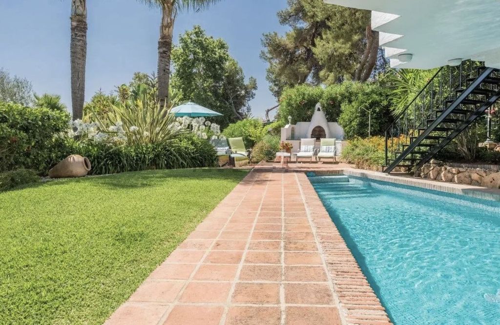 Maison de luxe à vendre à Marbella, 1 800 000 €, Photo 2
