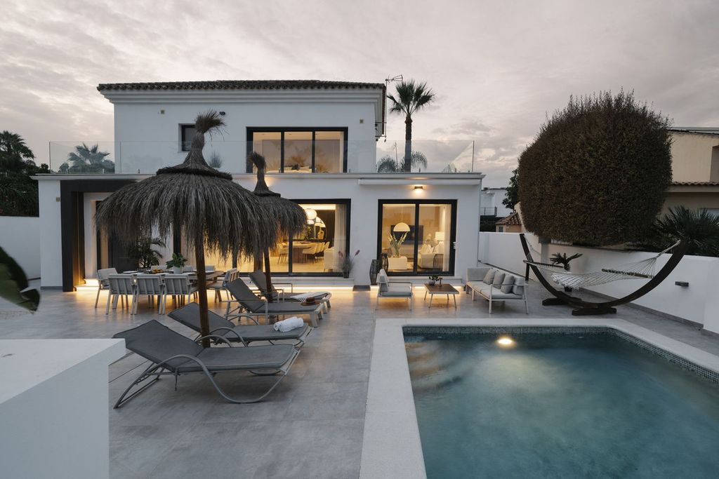 Maison de luxe à vendre à Nueva Andalucia, 2 195 000 €, Photo 3