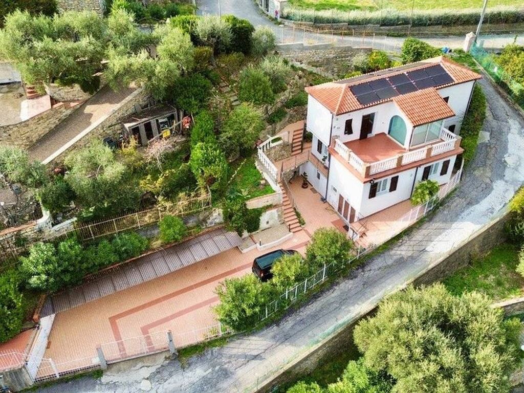 Maison de luxe à vendre à Imperia, 680 000 €, Photo 3