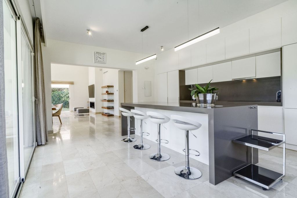 Maison de luxe à vendre à Guadalmina, 2 400 000 €, Photo 4
