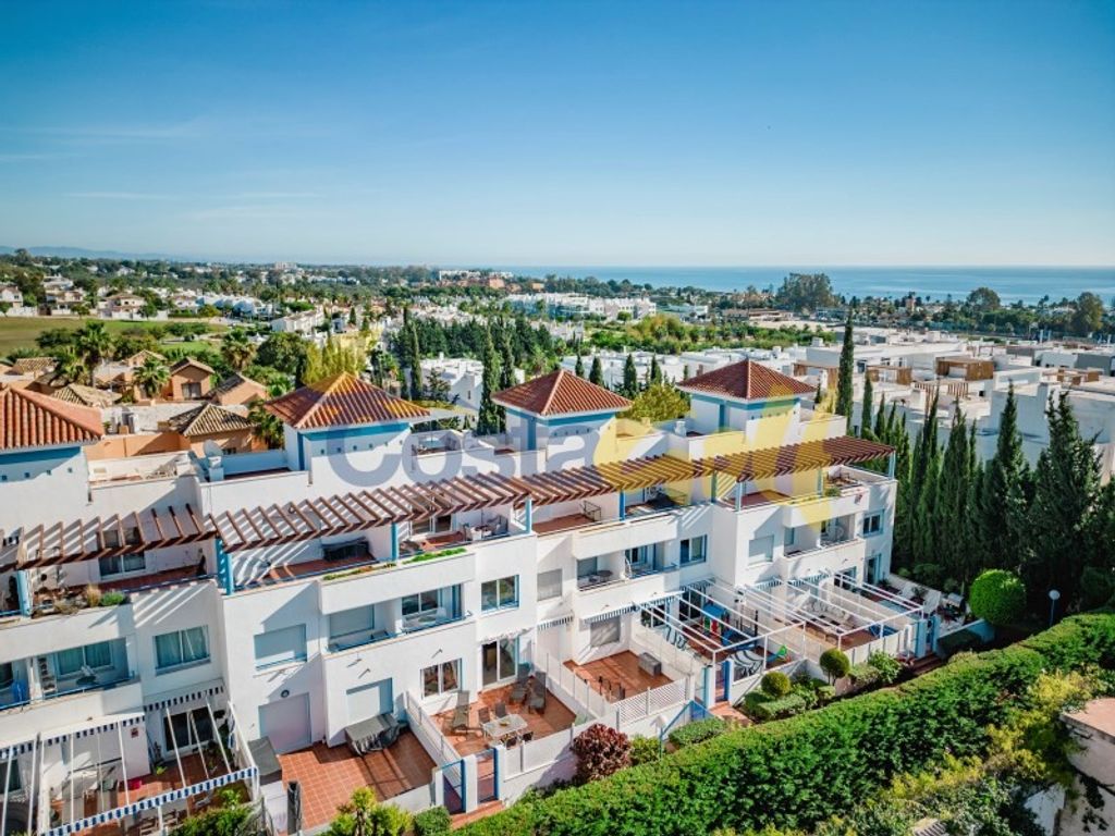 Maison de luxe à vendre à Estepona, 575 000 €, Photo 1
