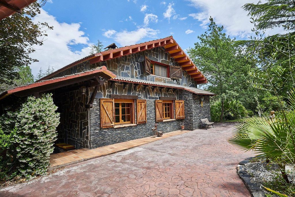 Maison de luxe à vendre à Sant Celoni, 670 000 €, Photo 1