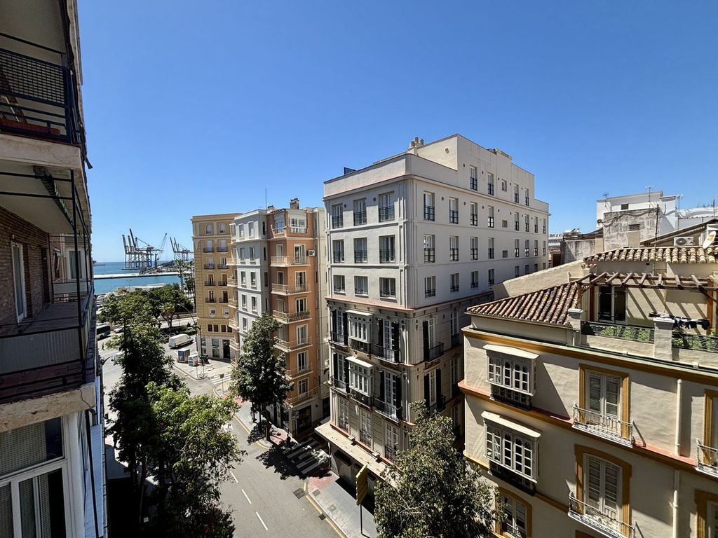 Luxury Apartment for sale in Málaga, 1 800 000 €, Photo 1