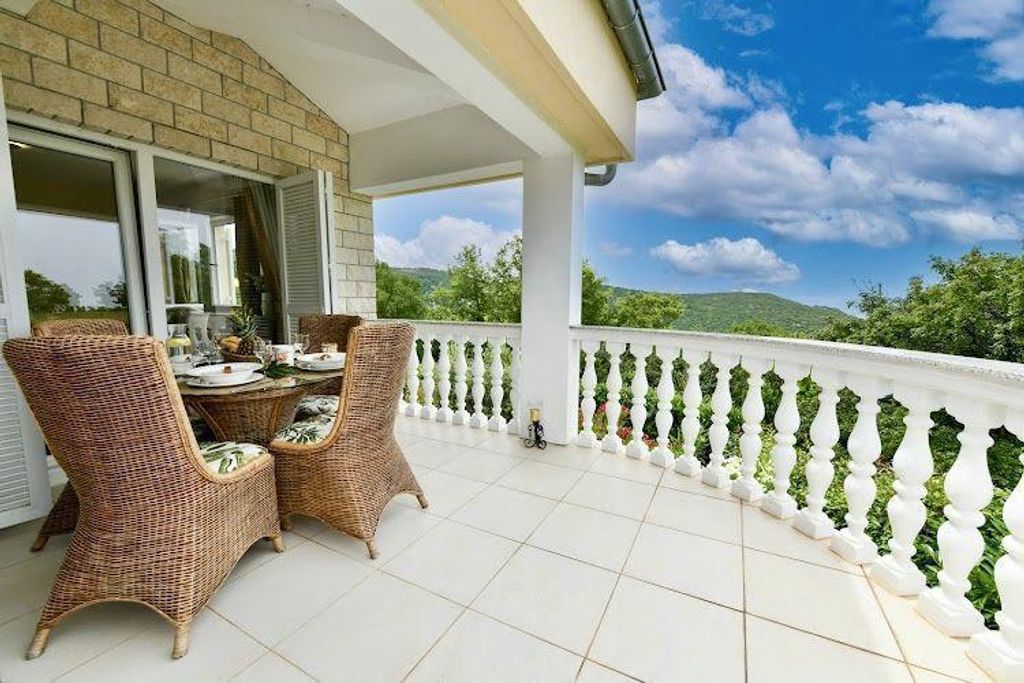 Maison de luxe à vendre à Grižane, 525 000 €, Photo 3