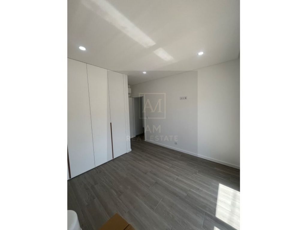 Luxury House for sale in Seixal, 420 000 €, Photo 4