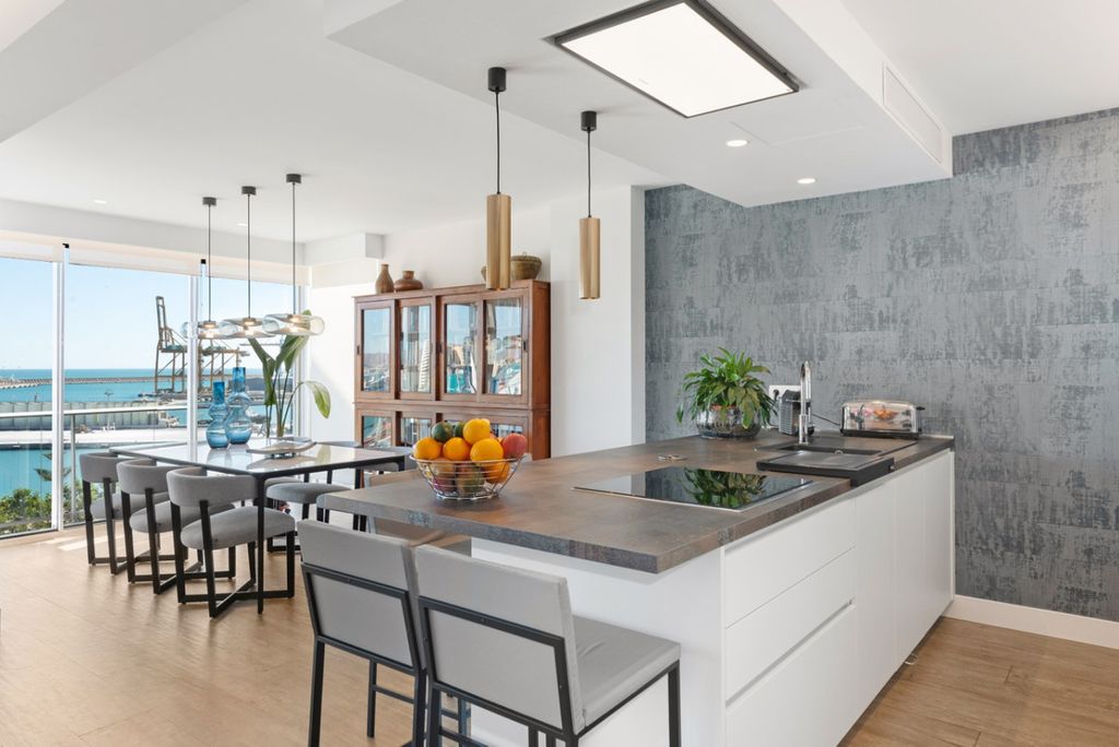 Luxury Apartment for sale in Málaga, 1 560 000 €, Photo 7