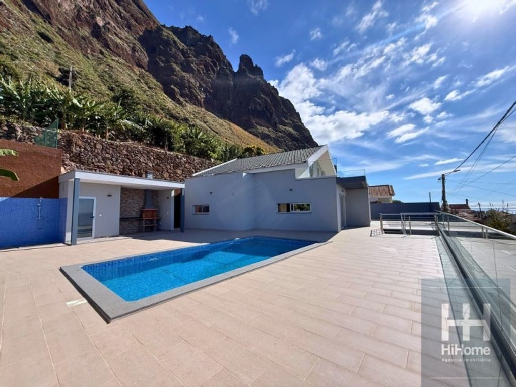 Luxury House for sale in Calheta, 1 150 000 €, Photo 2