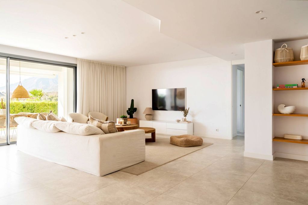 Luxury Apartment for sale in Marbella Del Este, 1 550 000 €, Photo 6