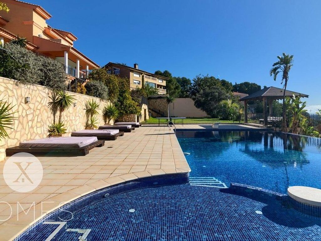 Maison de luxe à vendre à Torrent, 1 490 000 €, Photo 1