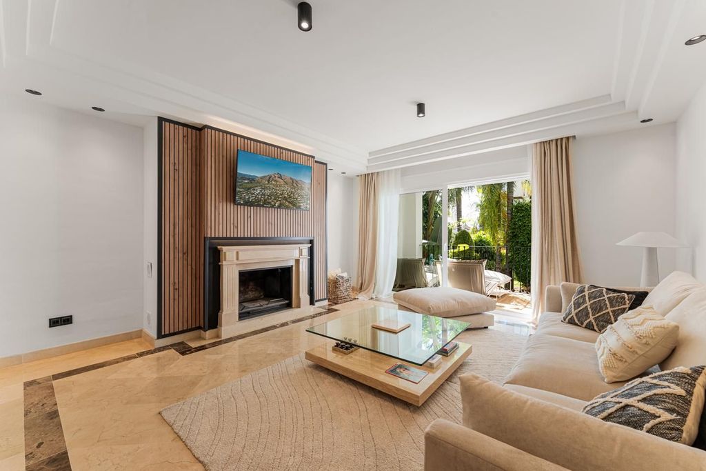 Appartement de luxe à vendre à Marbella, 1 150 000 €, Photo 1