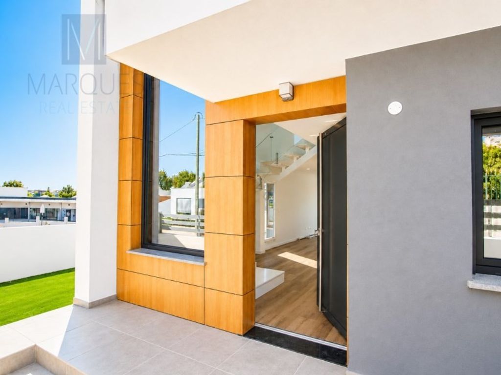 Maison de luxe à vendre à Charneca de Caparica, 750 000 €, Photo 1