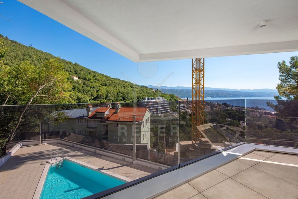Appartement de luxe à vendre à Opatija, 897 000 €, Photo 1