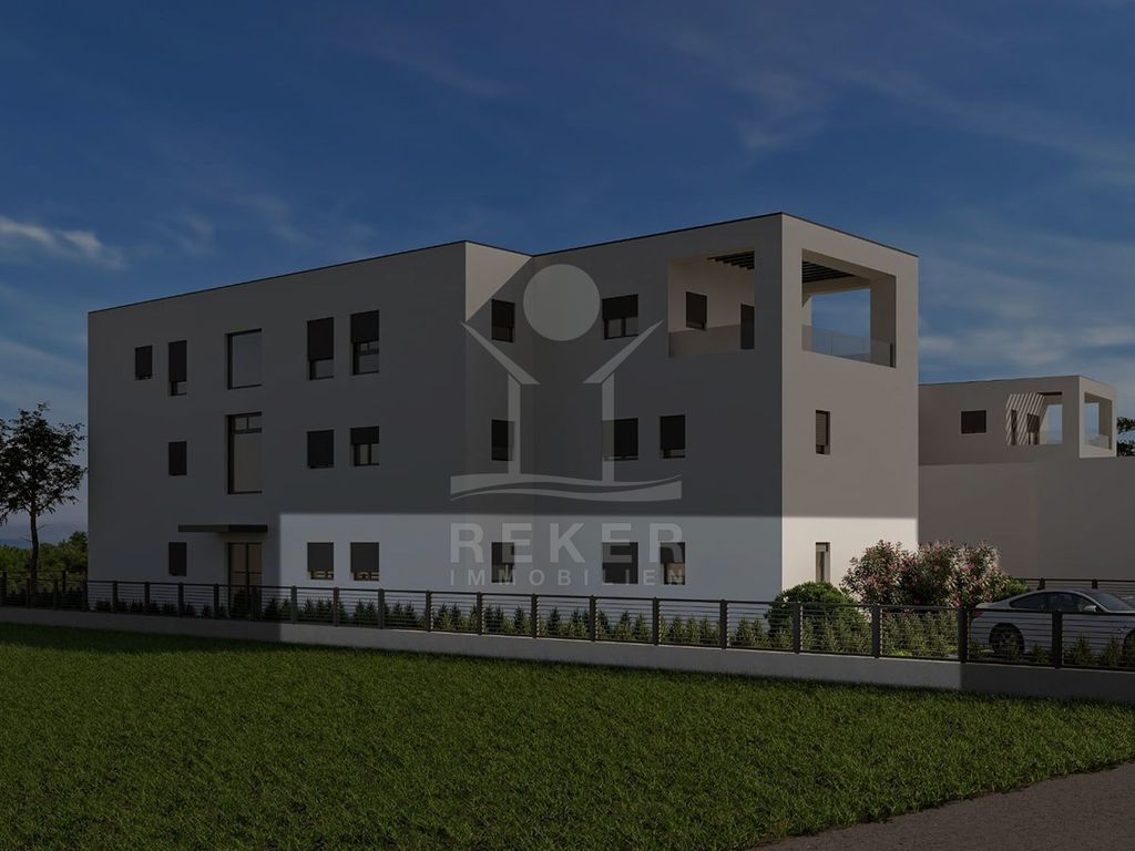 Appartement de luxe à vendre à Porec, 369 000 €, Photo 1