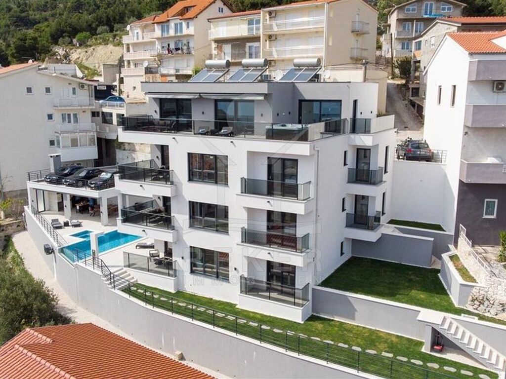 Maison de luxe à vendre à Omiš, 1 990 000 €, Photo 2