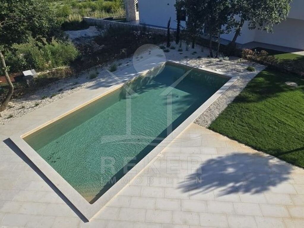 Maison de luxe à vendre à Porec, 740 000 €, Photo 4