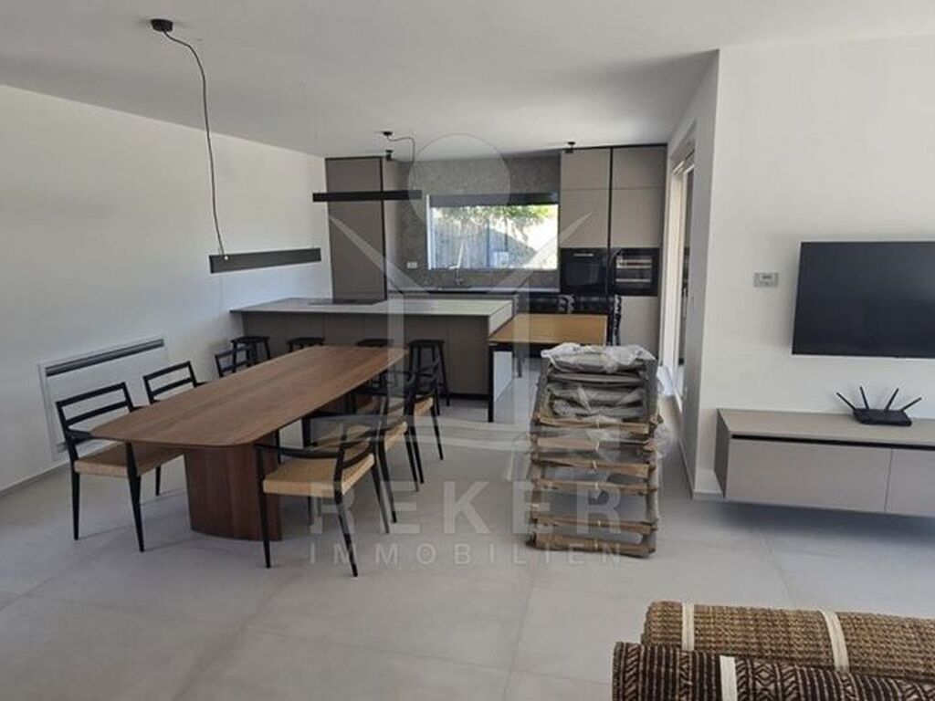 Maison de luxe à vendre à Porec, 740 000 €, Photo 6