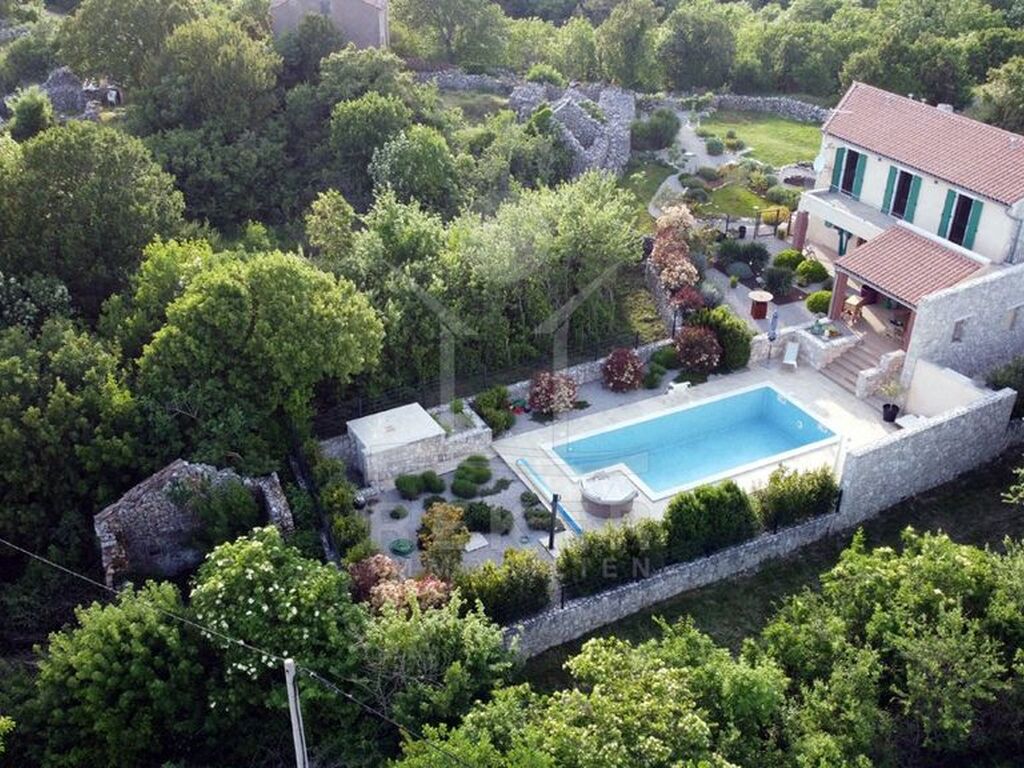 Maison de luxe à vendre à Labin, 699 000 €, Photo 1