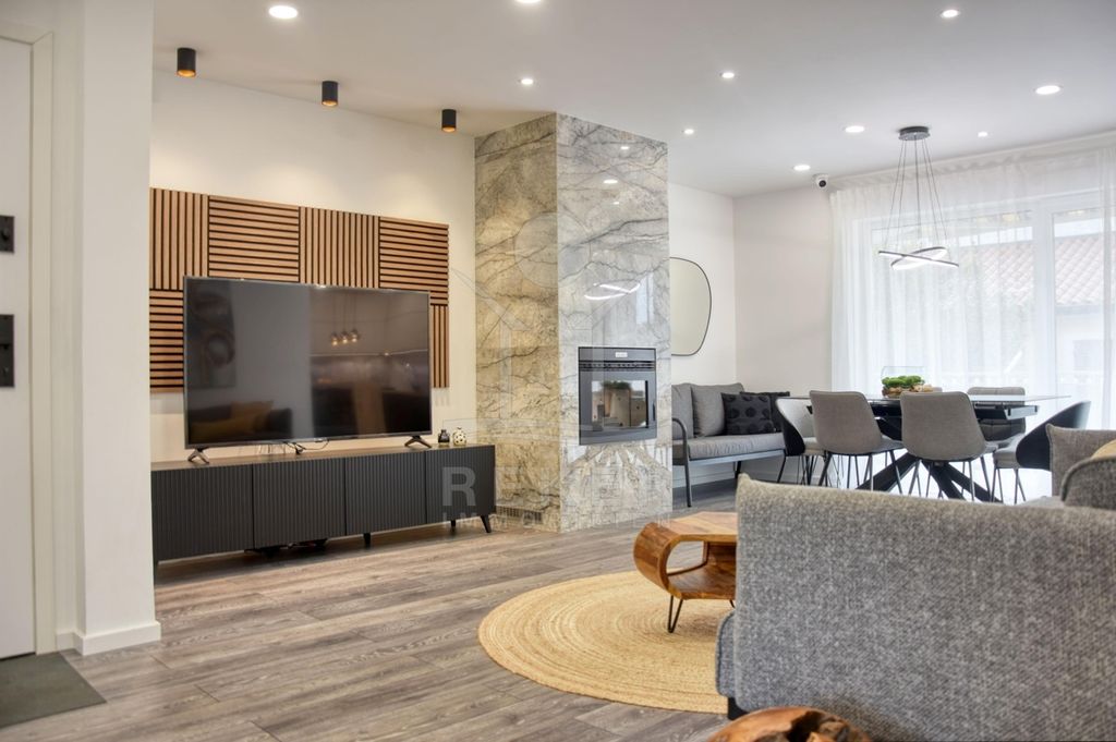 Appartement de luxe à vendre à Porec, 455 000 €, Photo 1