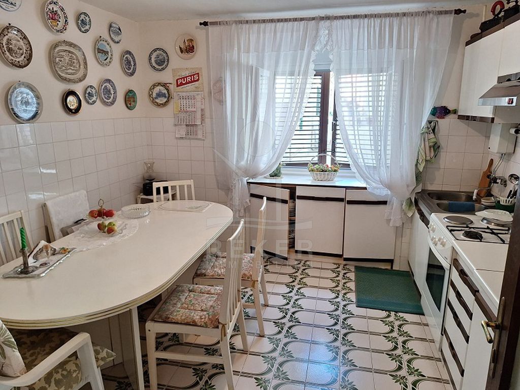 Maison de luxe à vendre à Pag, 350 000 €, Photo 5