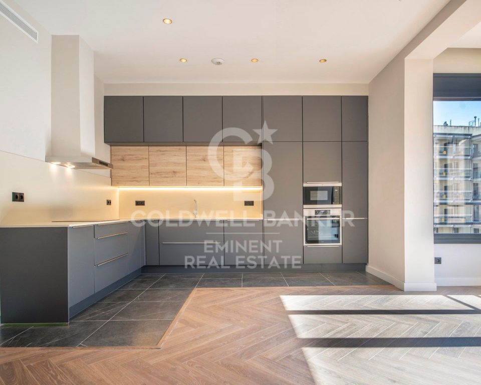 Appartement de luxe à vendre à Barcelona, 1 050 000 €, Photo 1