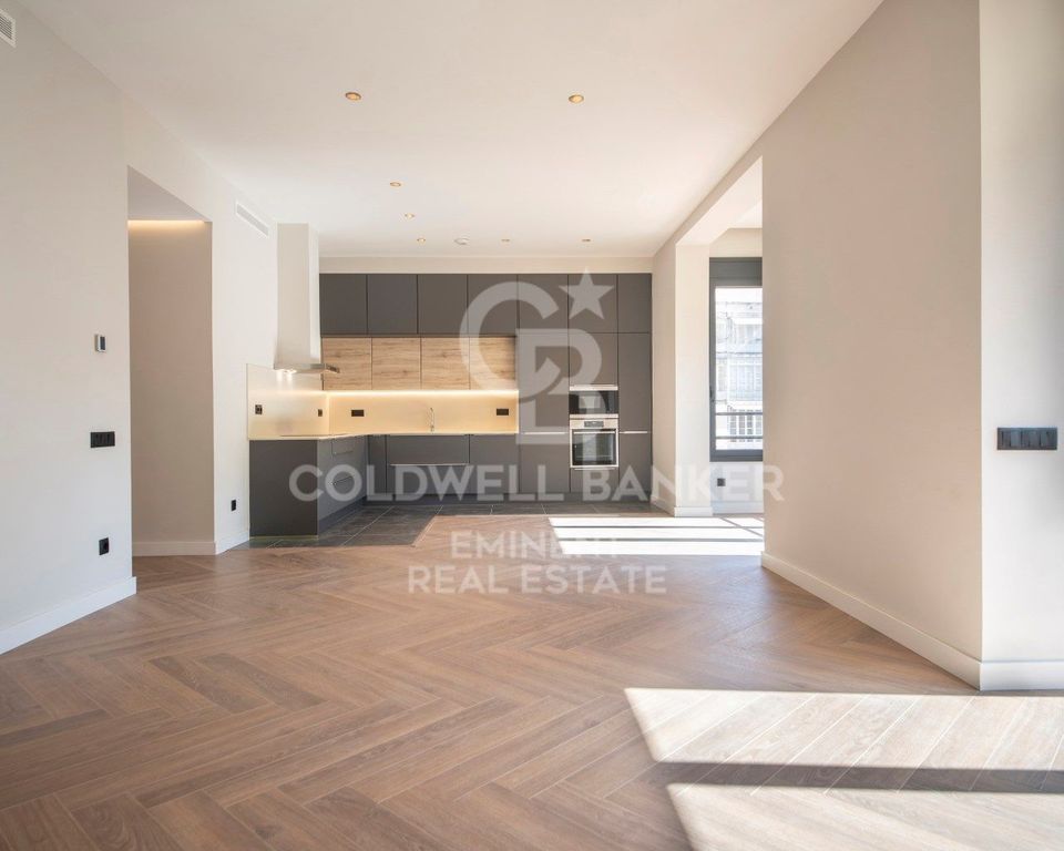 Appartement de luxe à vendre à Barcelona, 1 050 000 €, Photo 3