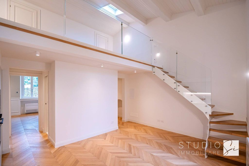 Luxury Apartment for sale in Florence, 1 150 000 €, Photo 1