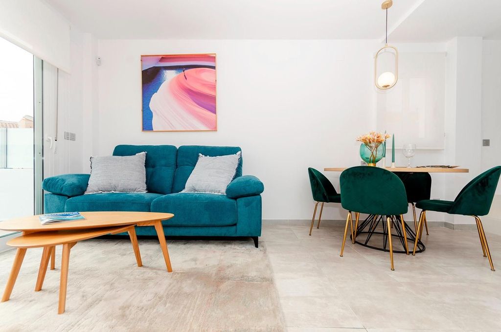 Maison de luxe à vendre à Torrevieja, 424 000 €, Photo 1