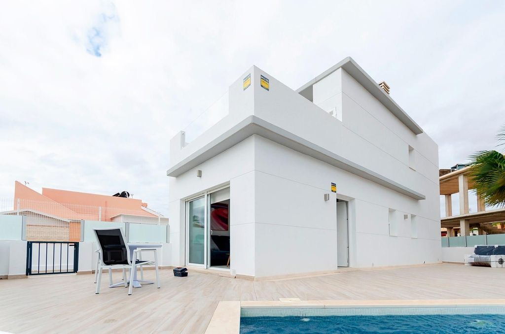 Maison de luxe à vendre à Torrevieja, 424 000 €, Photo 3