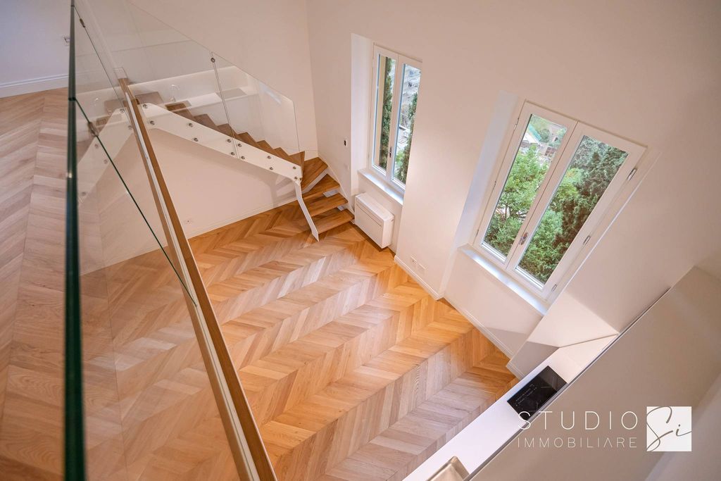 Luxury Apartment for sale in Florence, 1 150 000 €, Photo 6