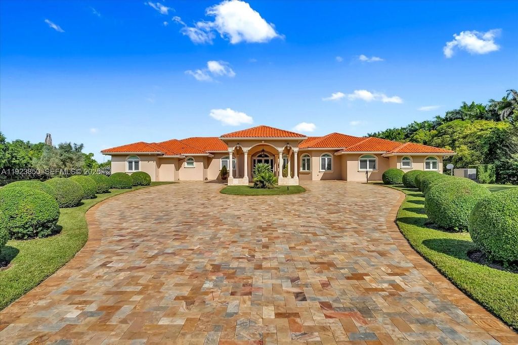 Maison de luxe à vendre à Miami, 3 289 771 €, Photo 2