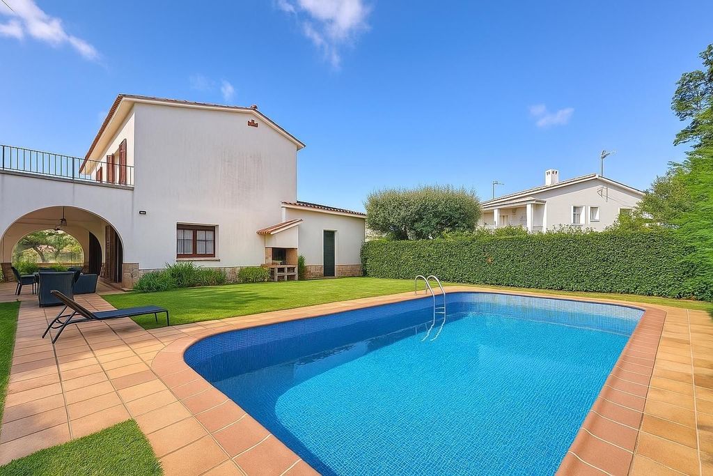 Maison de luxe à vendre à Maçanet de La Selva, 465 000 €, Photo 1