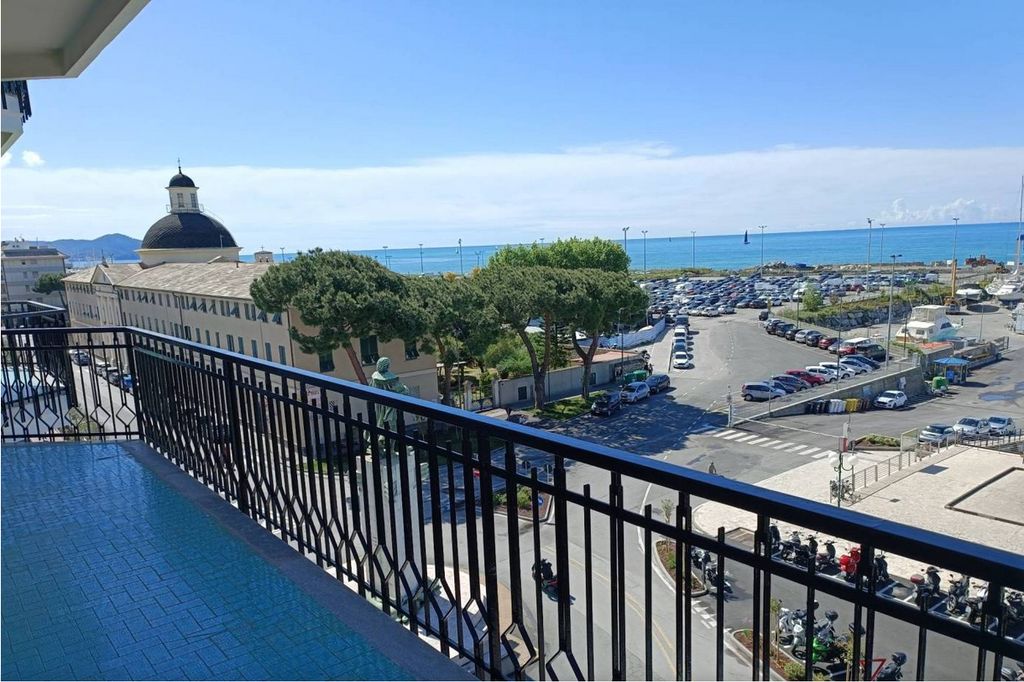 Luxury Apartment for sale in Chiavari, 1 200 000 €, Photo 7