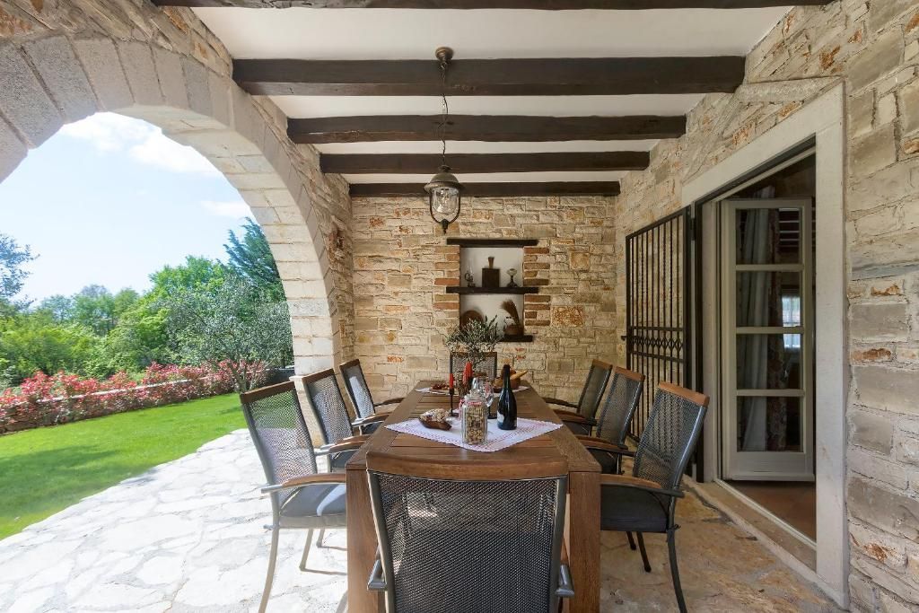 Maison de luxe à vendre à Tinjan, 950 000 €, Photo 4
