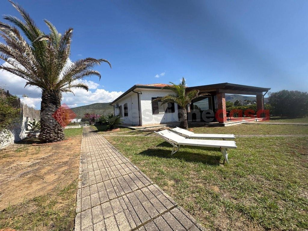 Maison de luxe à vendre à Sperlonga, 1 800 000 €, Photo 1