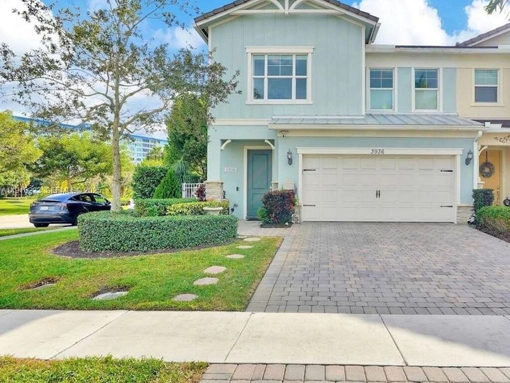 Luxury House for sale in Hollywood, 639 226 €, Photo 1