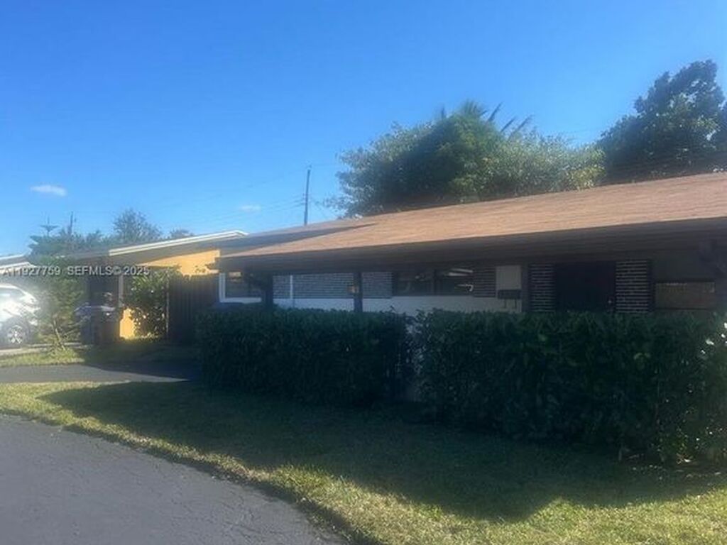 Luxury House for sale in Hollywood, 447 458 €, Photo 2