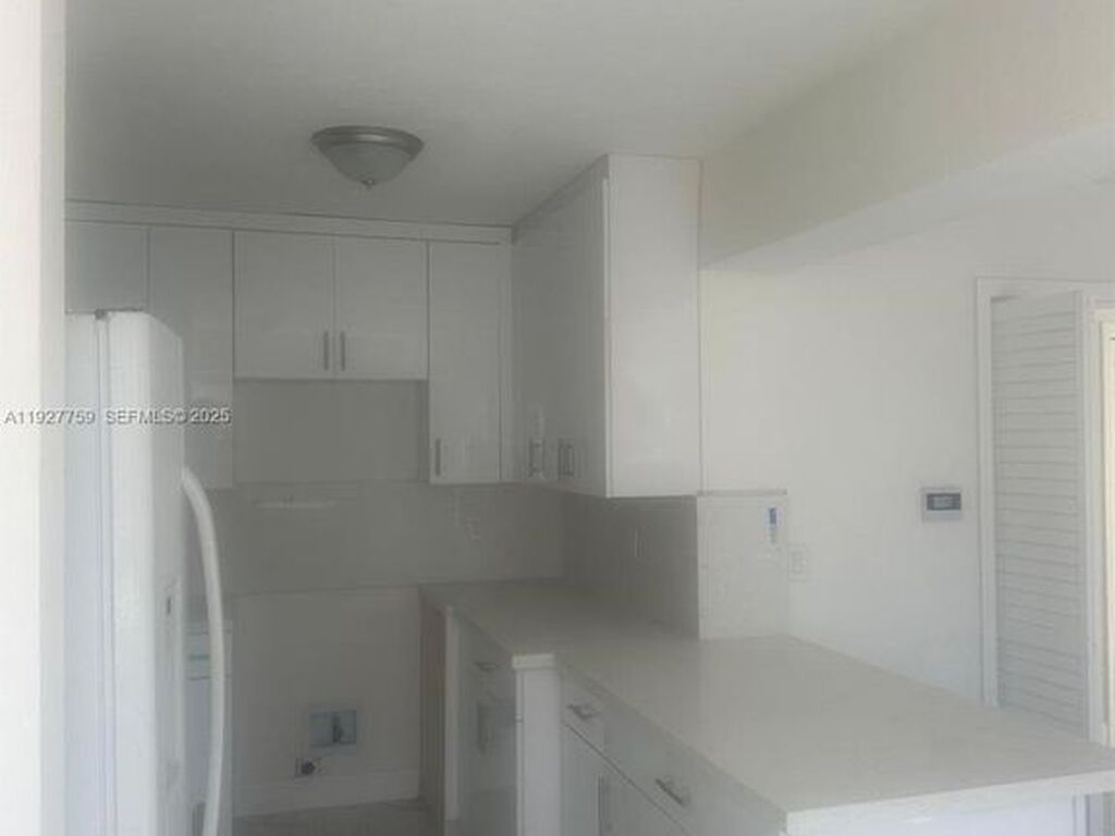 Luxury House for sale in Hollywood, 447 458 €, Photo 3