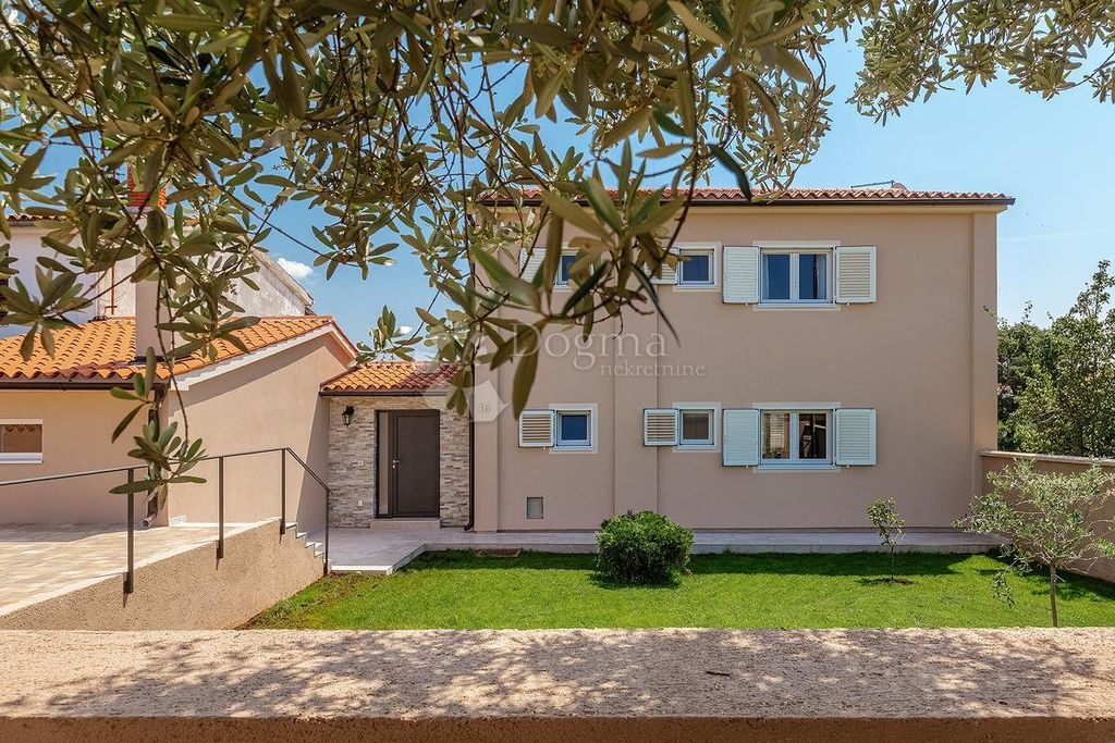 Luxury House for sale in Pula, 720 000 €, Photo 4