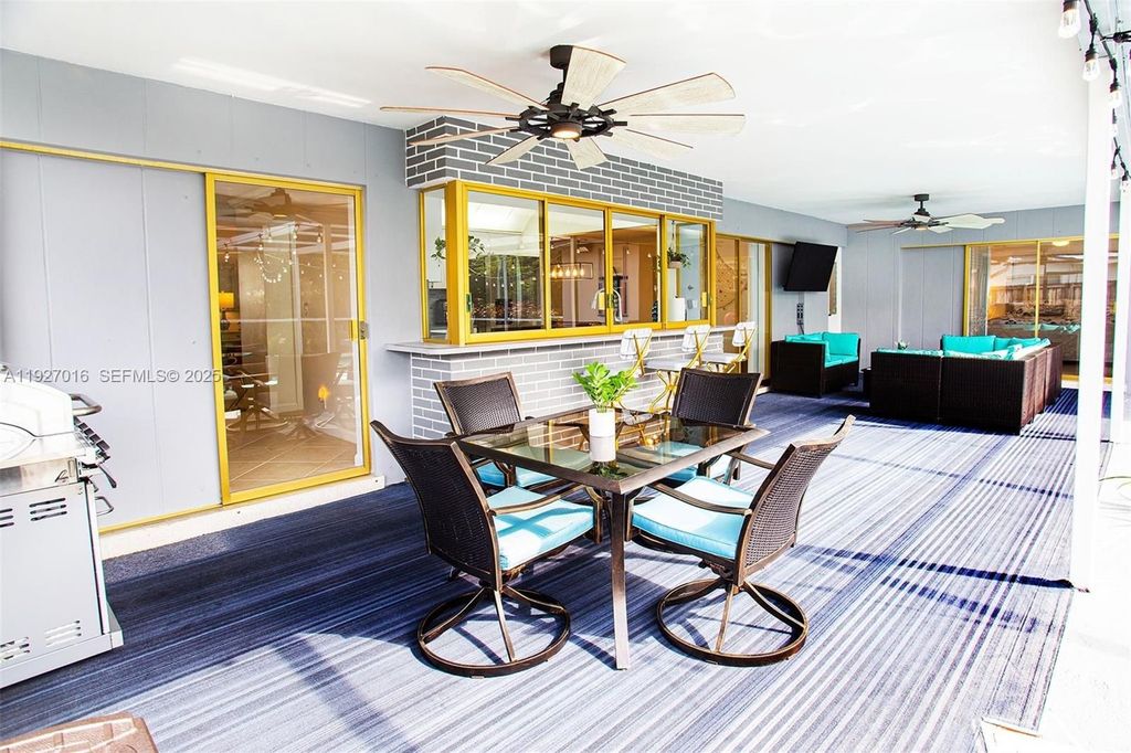 Luxury House for sale in Hollywood, 582 884 €, Photo 4