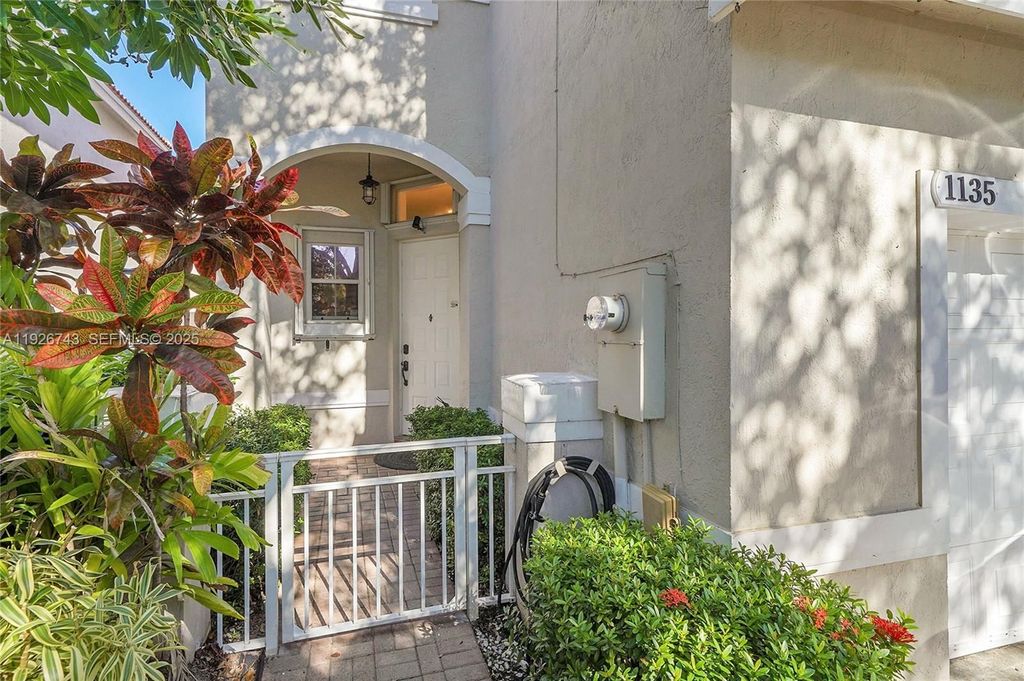 Luxury House for sale in Hollywood, 836 984 €, Photo 5